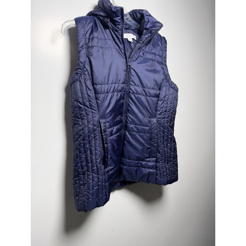 New York & Company Purple Quilted Hooded (Removable) Puffer Vest Zip Women’s M